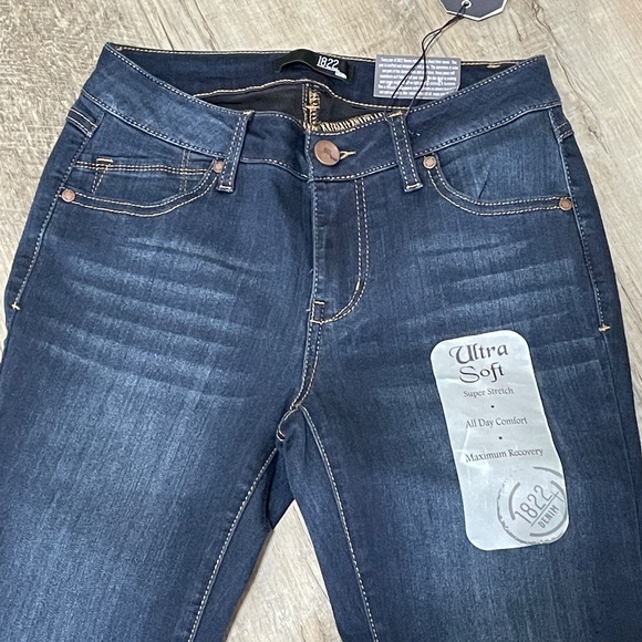 1822 DENIM Gio  Ankle Denim Jeans - Picture 5 of 13